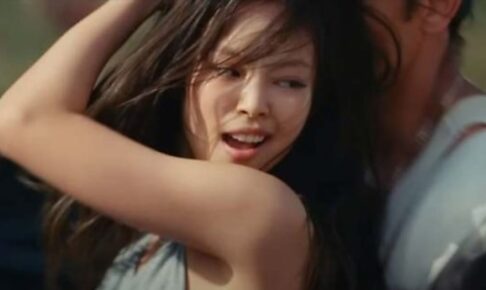 『The Idol』にジェニー出演！ダンス披露も下品？過激ファッションも