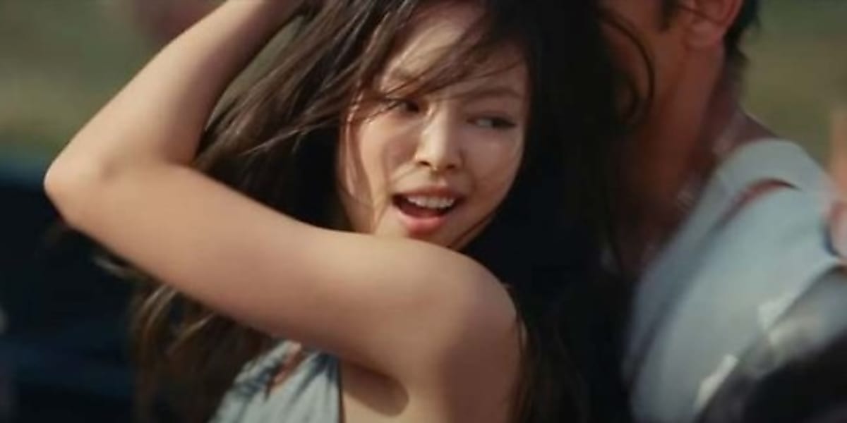 『The Idol』にジェニー出演！ダンス披露も下品？過激ファッションも